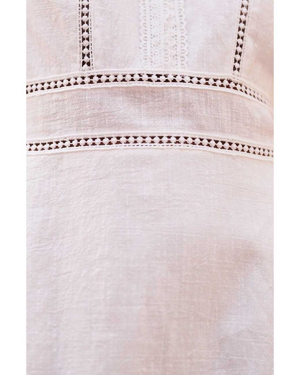 Yumi' White Lace Trim V Neck Dress