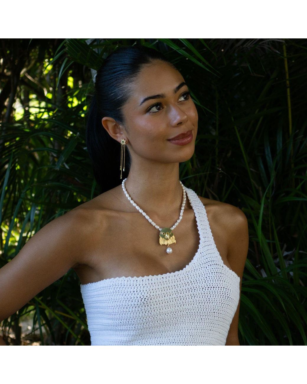 Ebru Jewelry Metallic Majestic Emerald Eagle Pearl Necklace
