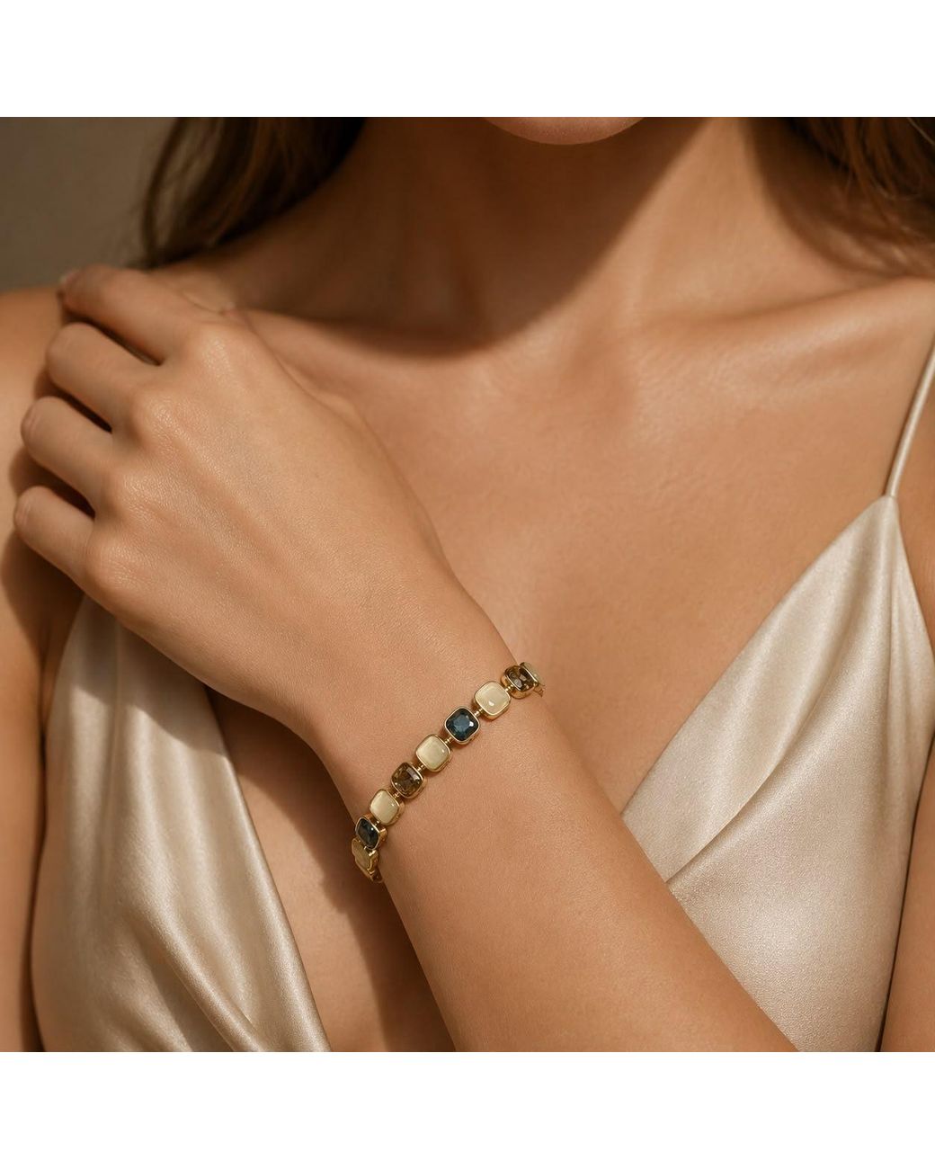 By Ozge Metallic Ocean Aura Mother Of Pearl Enamel Plated Bracelet