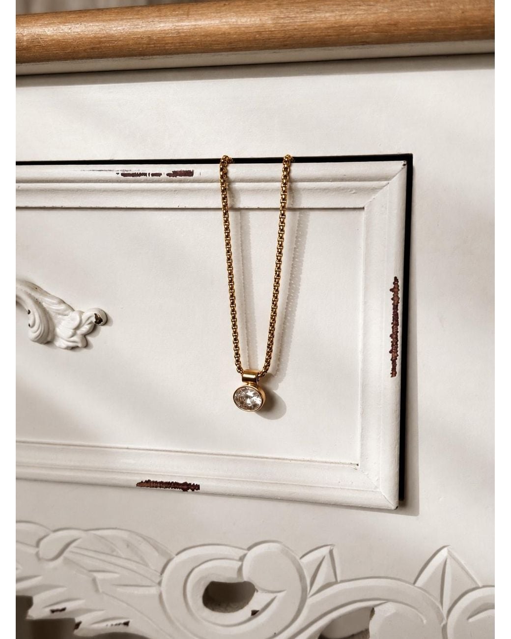 Ballinger Jewellery Metallic The Heirloom East-West Bezel Necklace