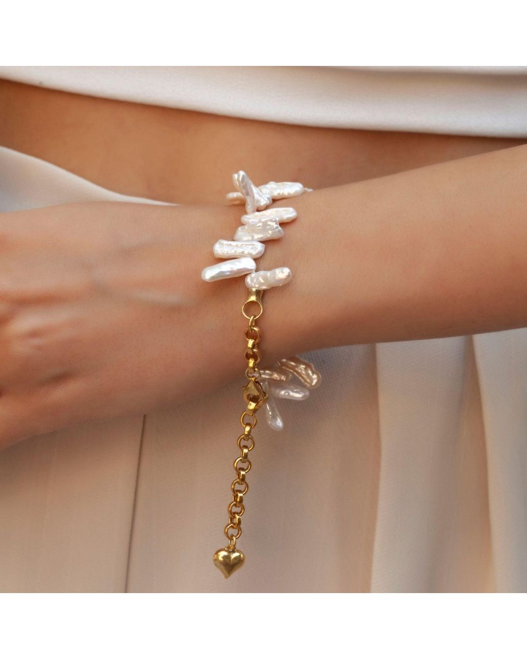 LINYA JEWELLERY White Asymmetrical Baroque Pearl Bracelet