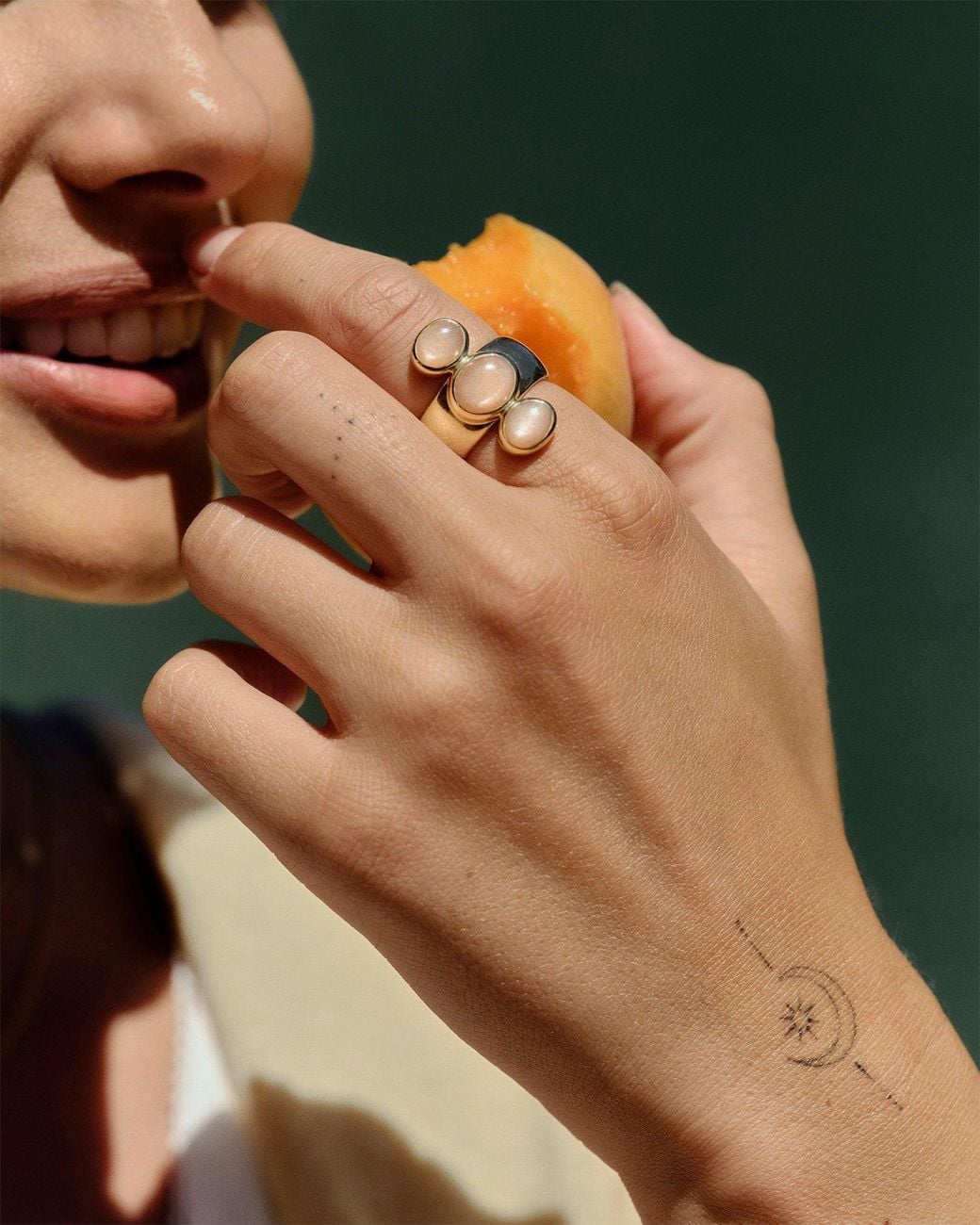 Stone Fruit Metallic Pulp Ring