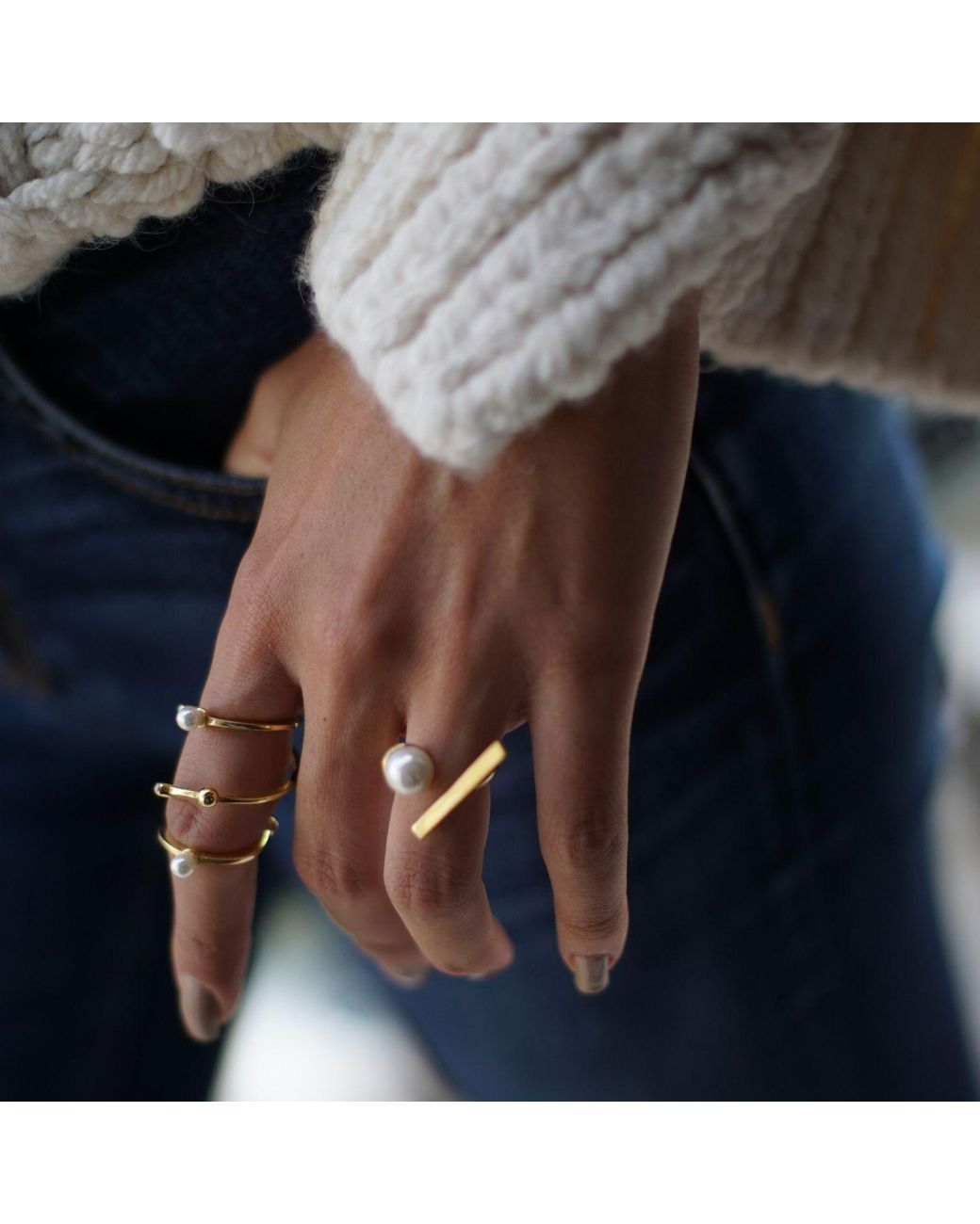 LINYA JEWELLERY Metallic Spiral Pearl Ring