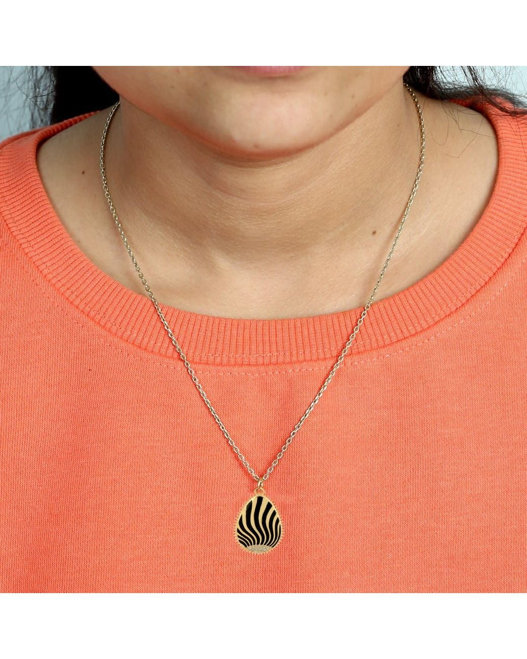 Artisan Metallic 14k Gold Pave Diamond Designer Enamel Charm Pendant Handmade Jewelry