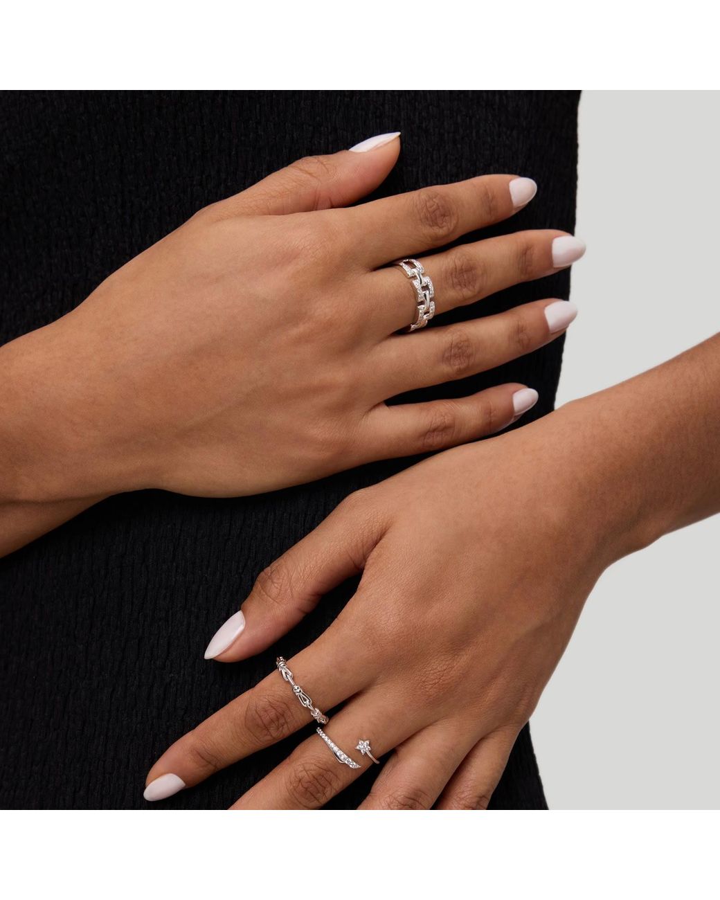 Vanhi Metallic Crystal Link Ring