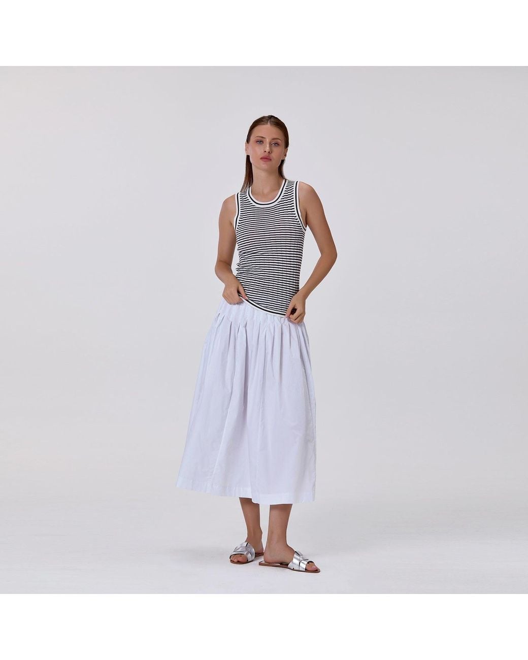 Smart and Joy Black Loose-Fitting Midi Cotton Skirt With Smocked Waist