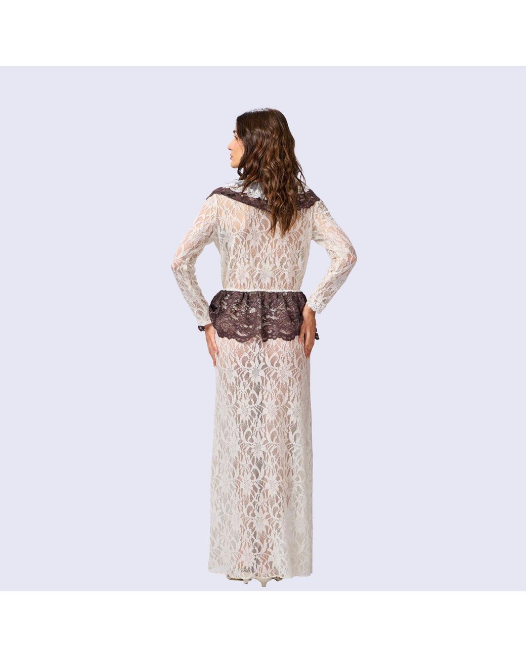 GLAM ON YOU White Volante Robe