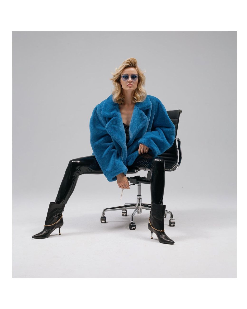 AGGI by HALEWSKI Blue Faux Fur Gigi Azure