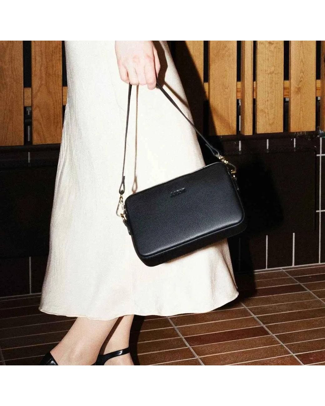 Aarni Black Crossbody Bag