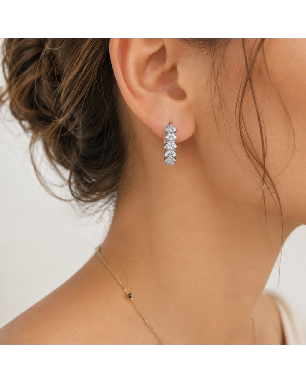 Nuvv Collection Metallic Modern Hoop Earrings