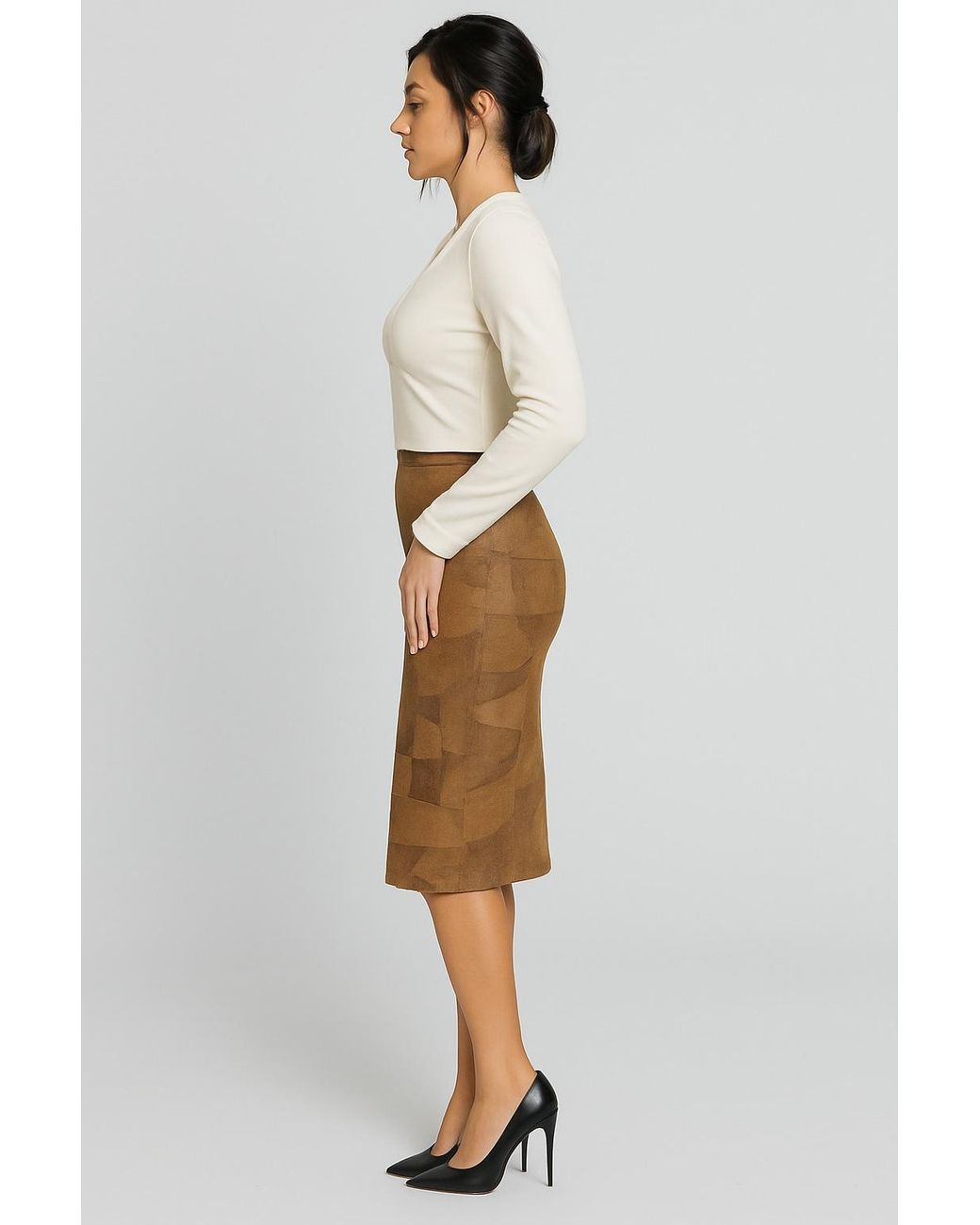 Conquista White Neutrals Elegant Ecru V-Neck Long Sleeve Jersey Top