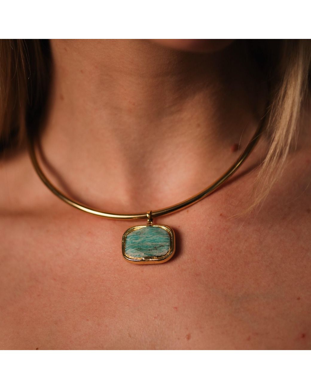 Divine Aria Metallic Amazonite Choker Necklace