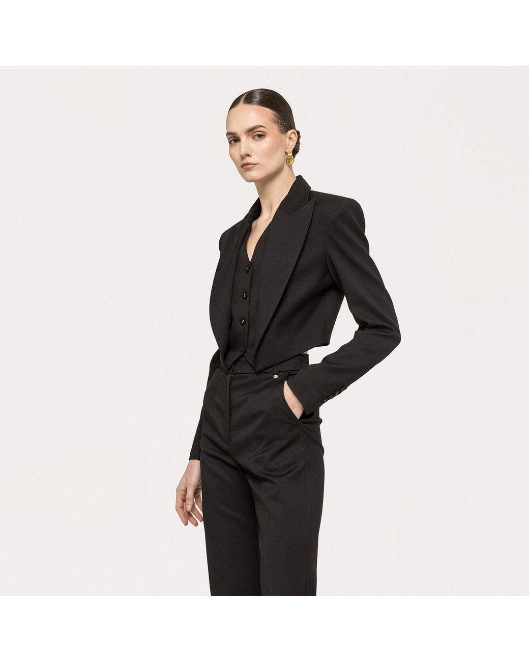 Nissa Black Single-Breasted Cropped Blazer