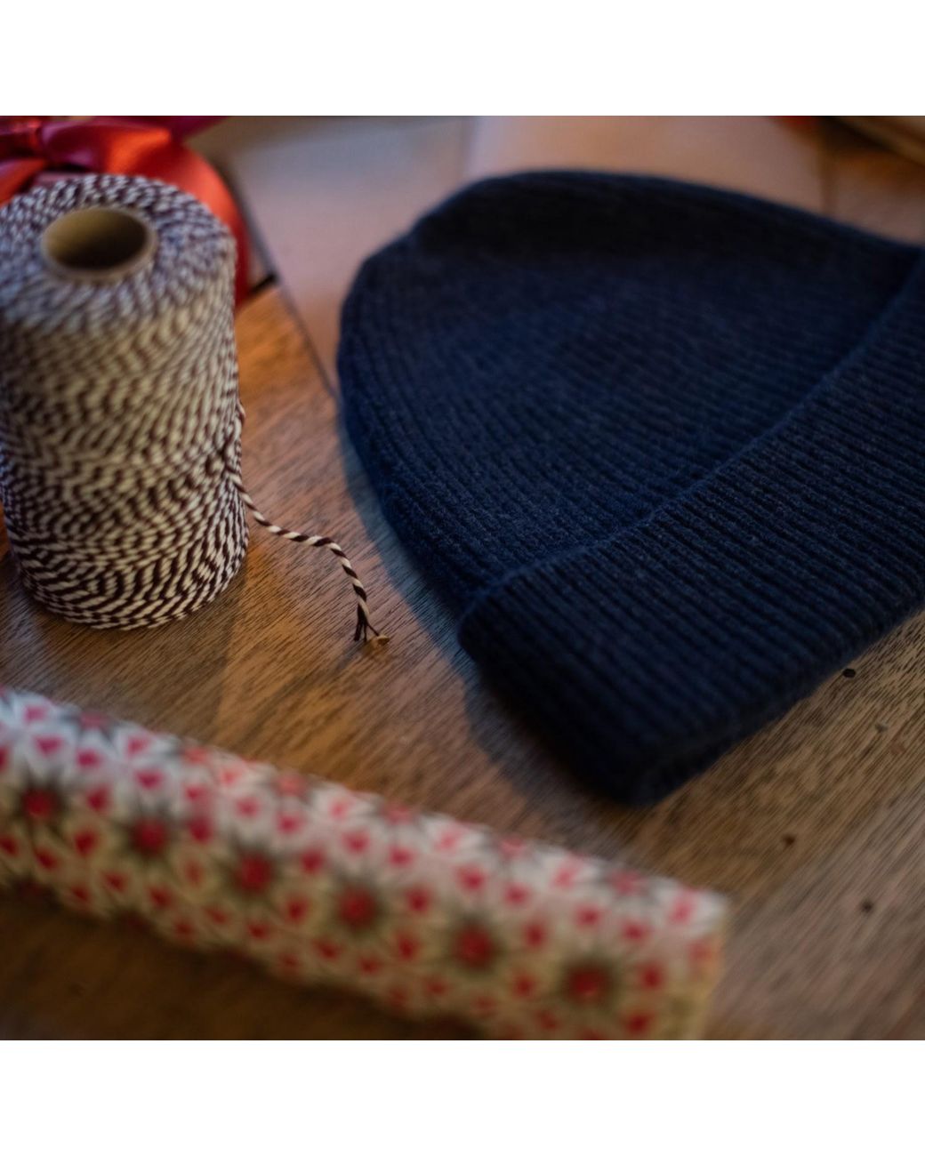 Paul James Knitwear Blue Lightweight Merino Cashmere Beaulinee Beanie