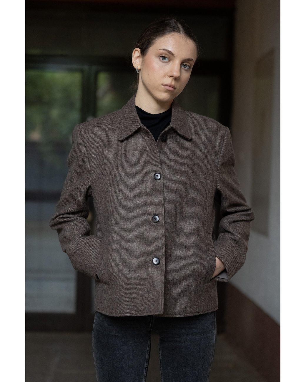 Stovaria Brown Light Himalayan Yak Wool Handwoven Cropped Jacket