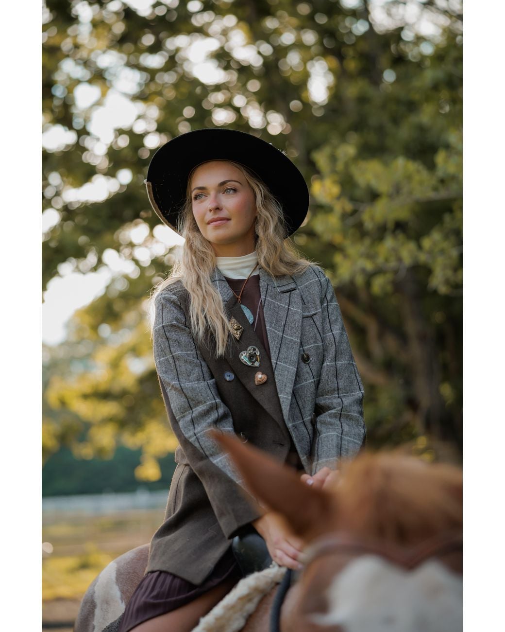 Rave on Trend Brown Plaid Blazer New