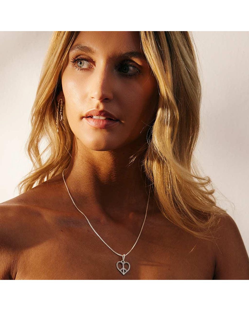 Charlotte's Web Jewellery Metallic Peace Heart Pendant Necklace