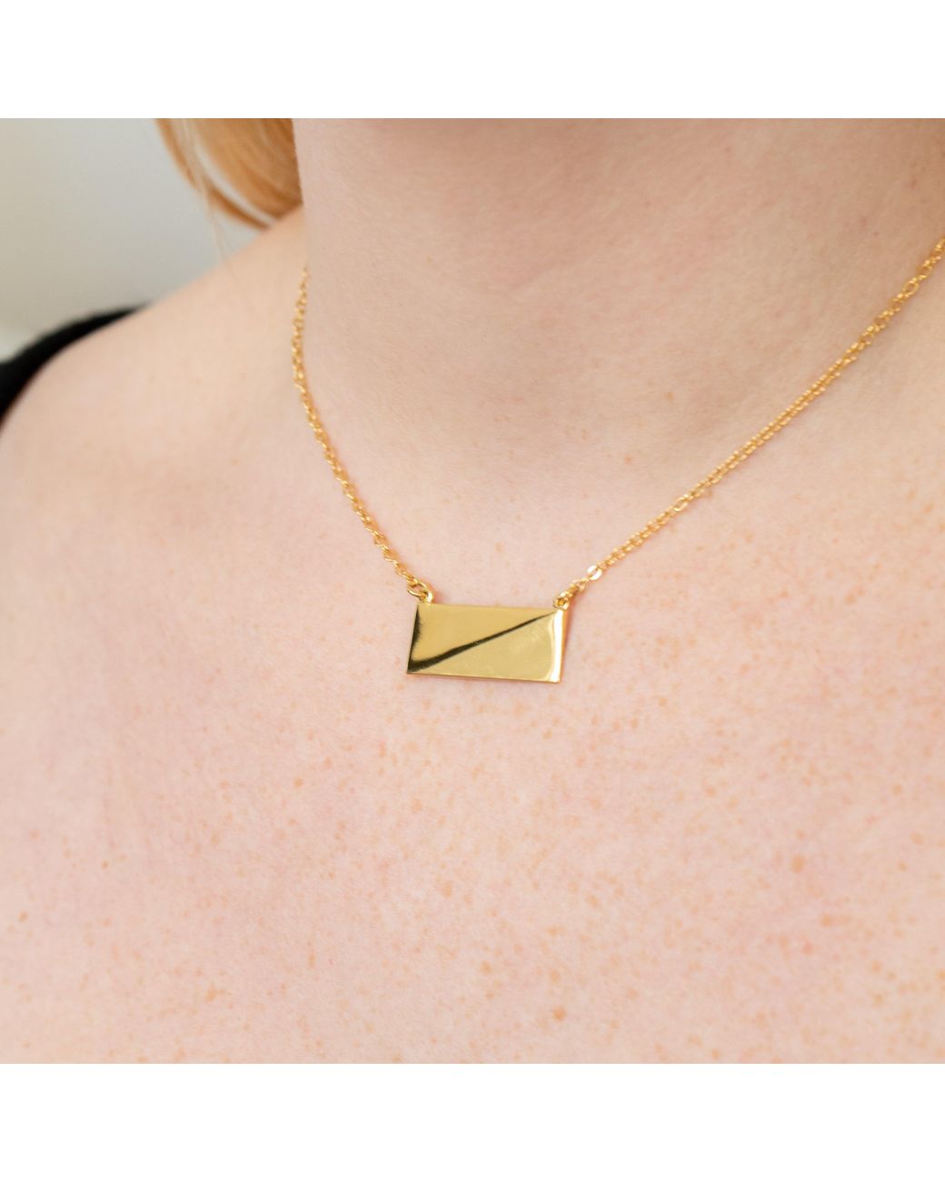Cier Metallic Flex Necklace