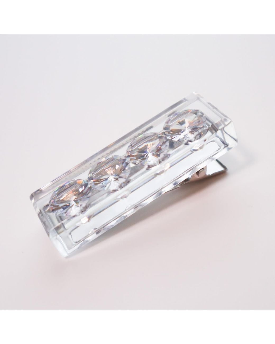 Iostudio White Jewelry Clip Happiness