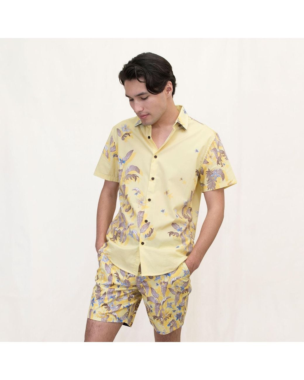 Lords of Harlech Metallic Edward Falling Flowers Short for men