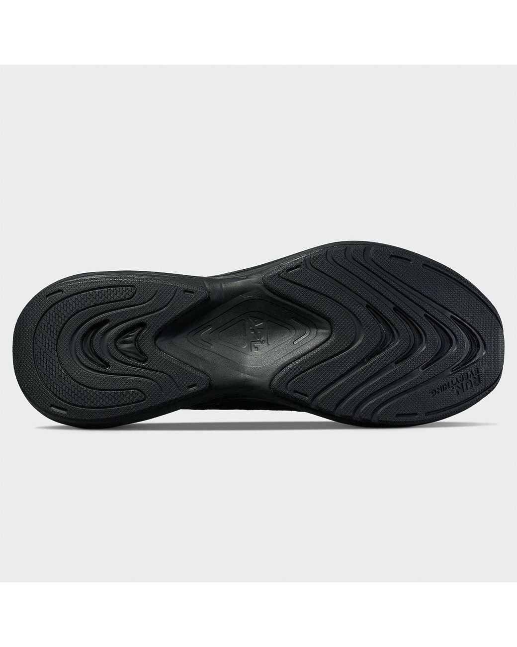 Athletic Propulsion Labs Black Techloom Zipline