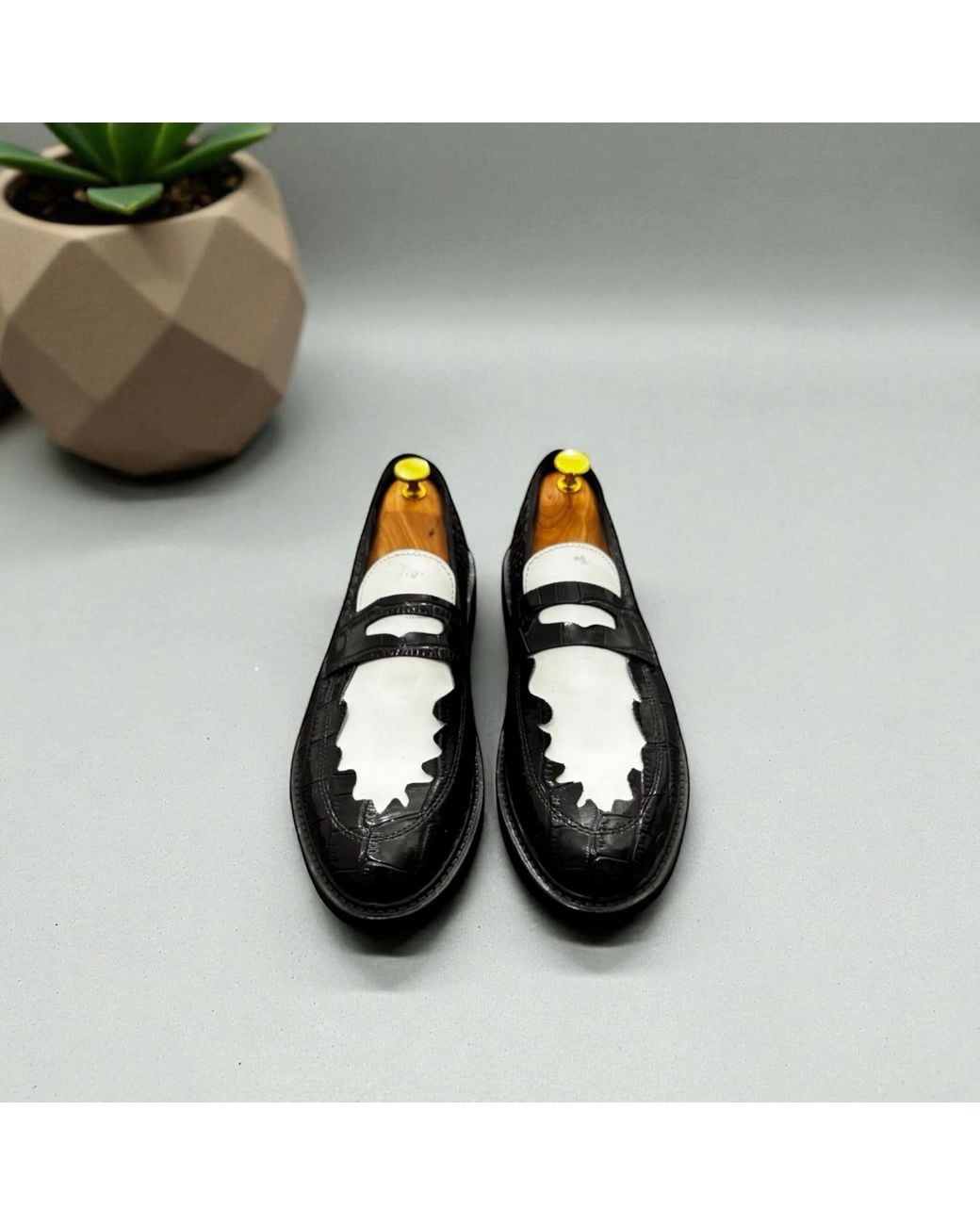 Jpo Black Koch House Platform Loafers for men
