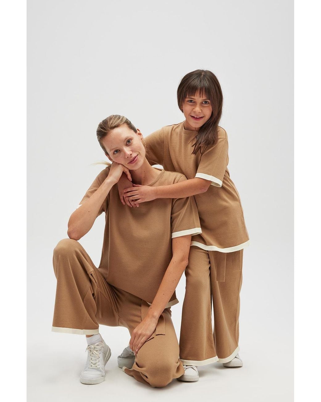 Peraluna Brown Rumi Knit Slit Cotton Blouse