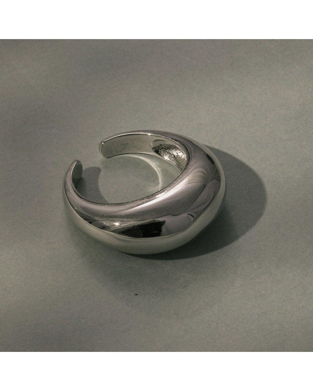 Lait & Lune Metallic Vortex Dome Ring