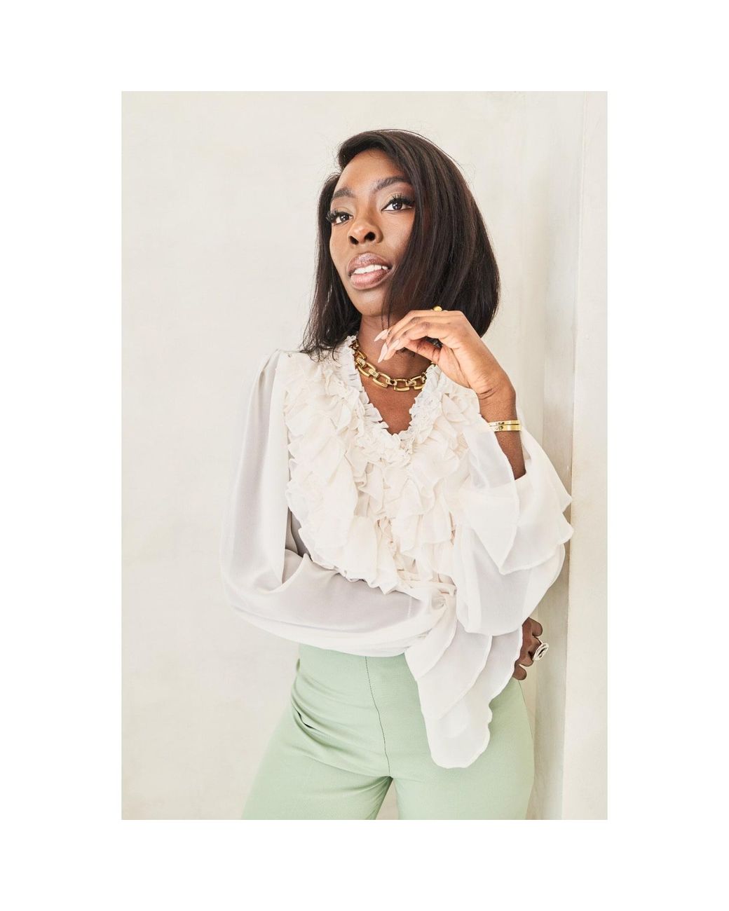 34B White Neutrals Felise Ruffle Blouse