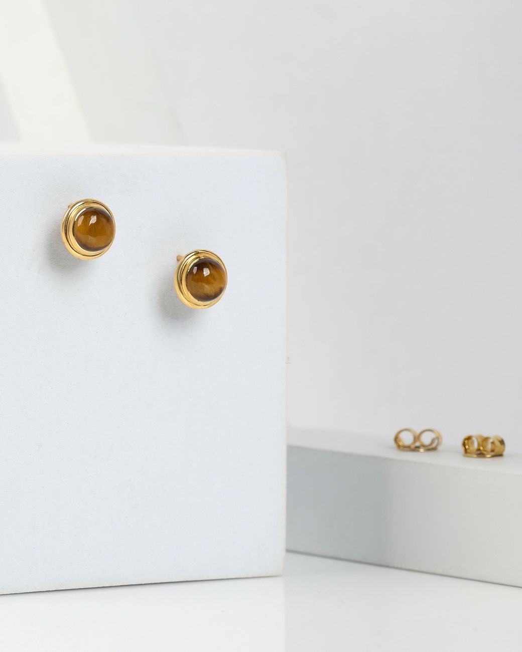 The Jewelz Metallic Tigers Eye Singularity 925 Studs For Gifting