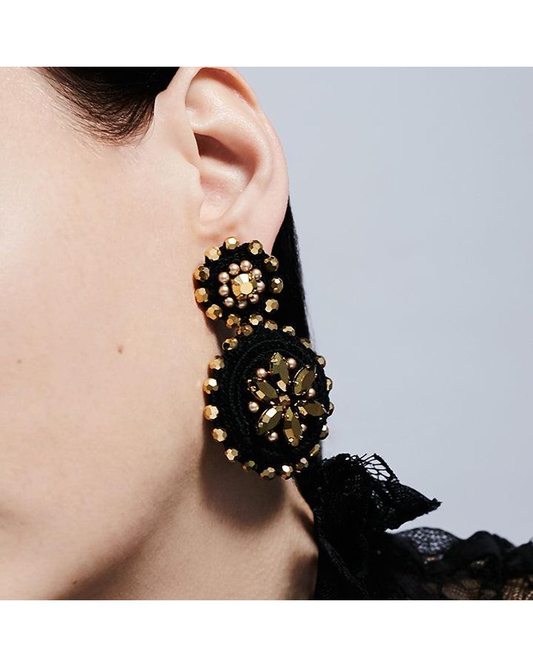 PINAR OZEVLAT Metallic Flower Drop