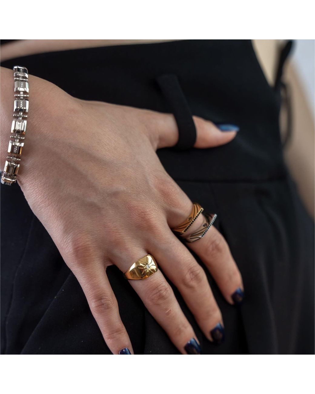 Gutta Design Metallic Wall Ring