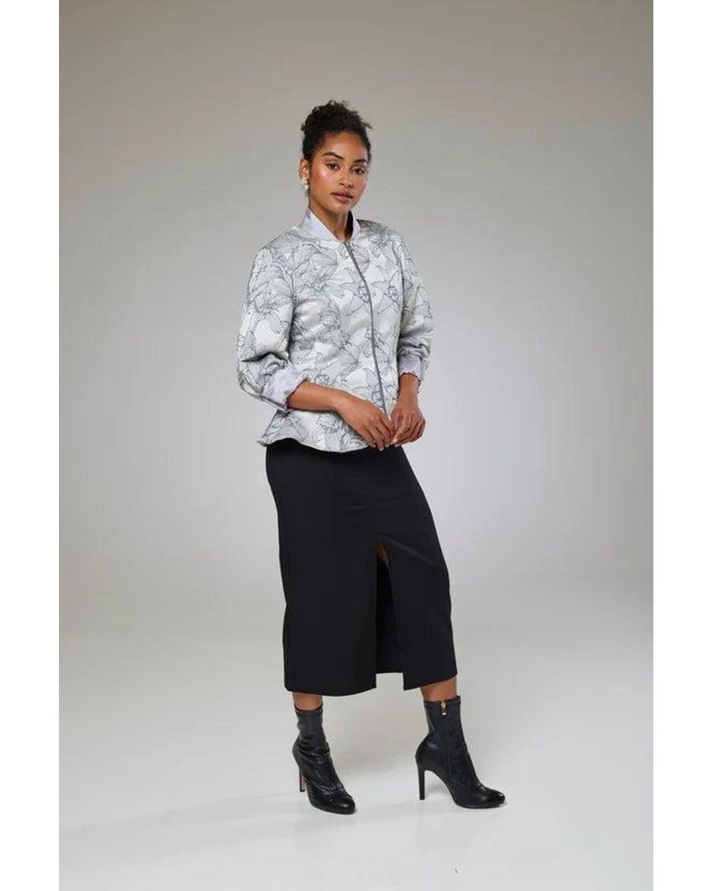 Lioness by Tf Gray Twilight Flora Fitted Jacket Blouse