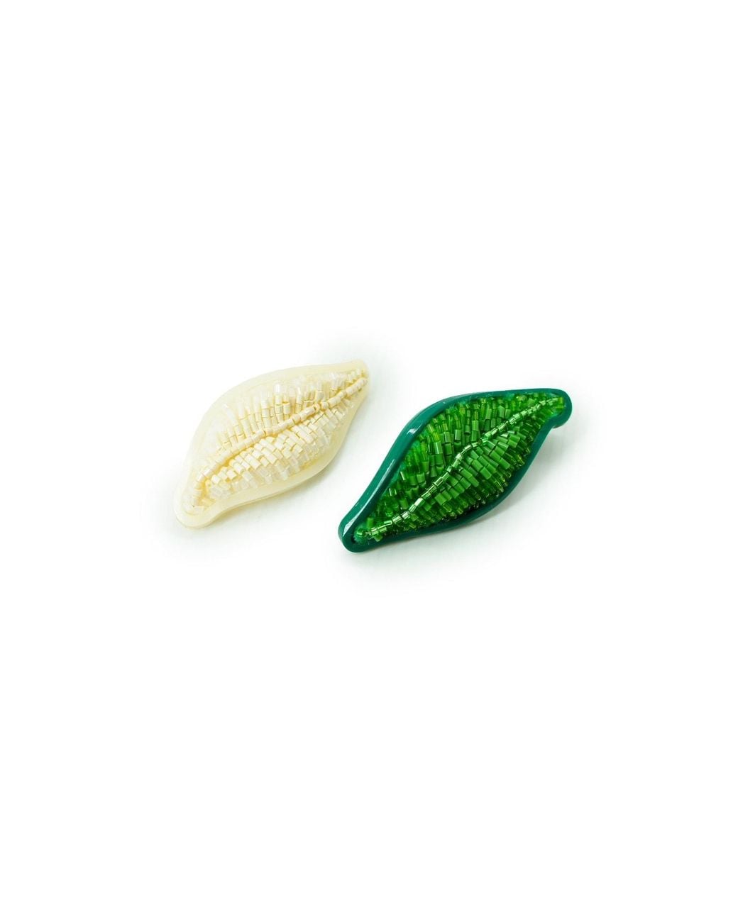 Gissa Bicalho Green Handmade Acrylic Earring Embroidered Leaf
