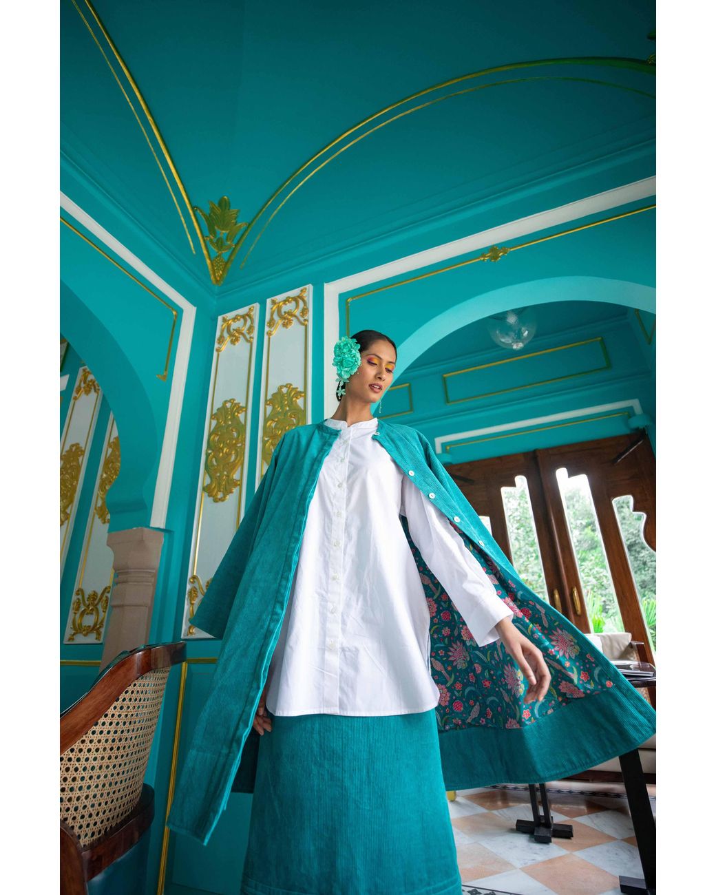 NoLoGo-chic White Malabar Oversized Shirt