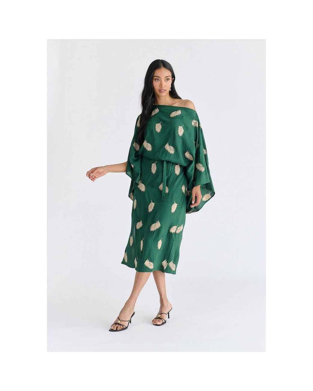 Paisie Green Leaf Embroidered Kimono Sleeves Midi Dress