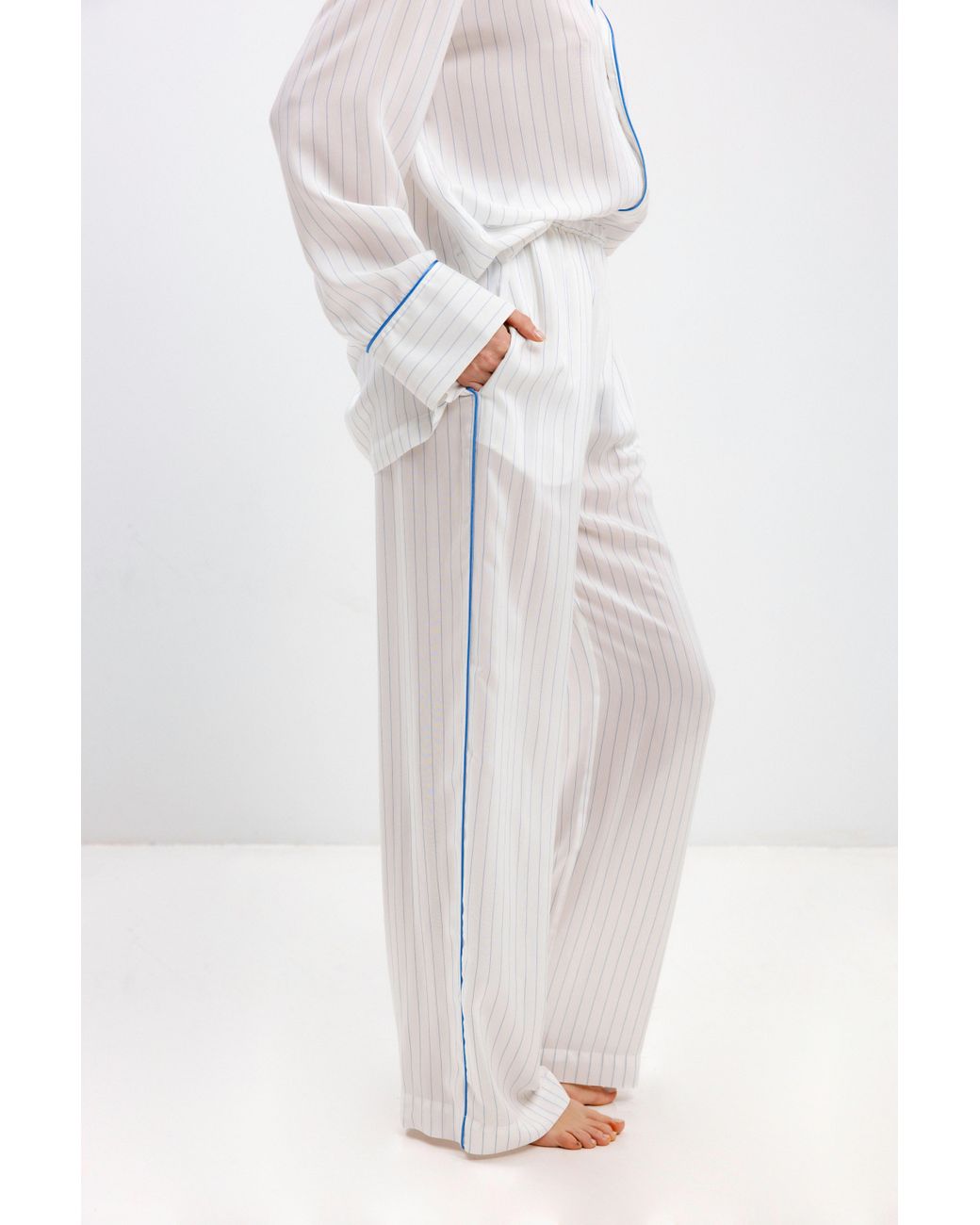 InAvati White Pyjama Pants