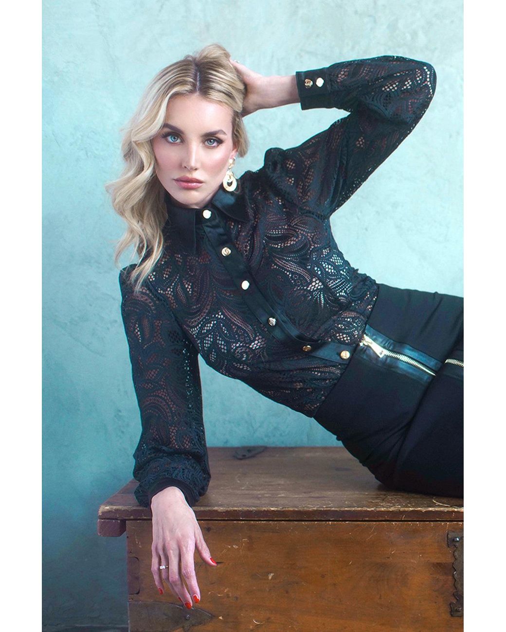 Zetaye Black Lyric Lace Blouse