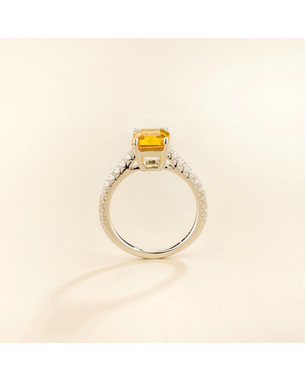 Juvetti Metallic Soli Sapphire Emerald-Cut Pavé Ring