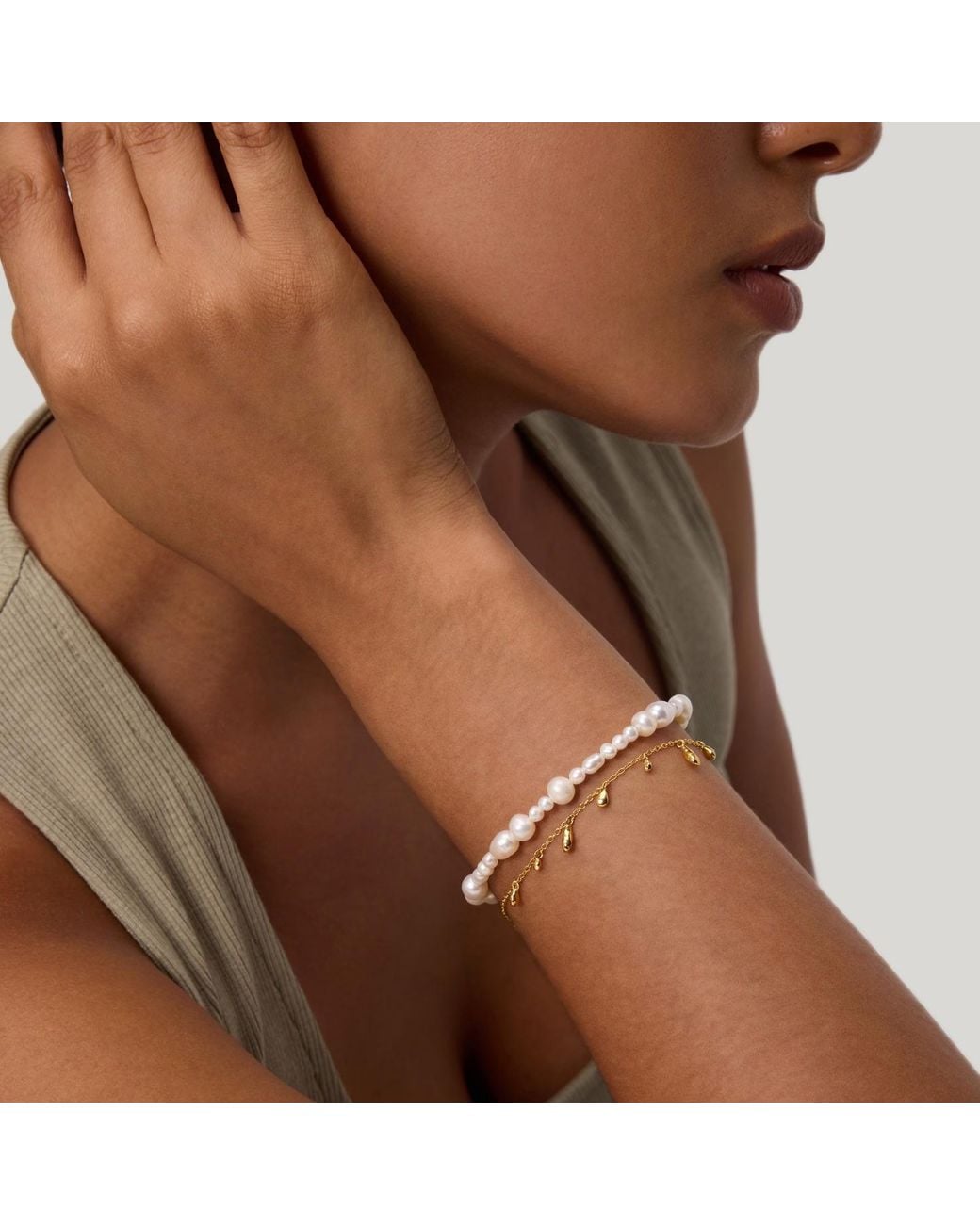 Vanhi Metallic Rhea Molten Cascade Bracelet