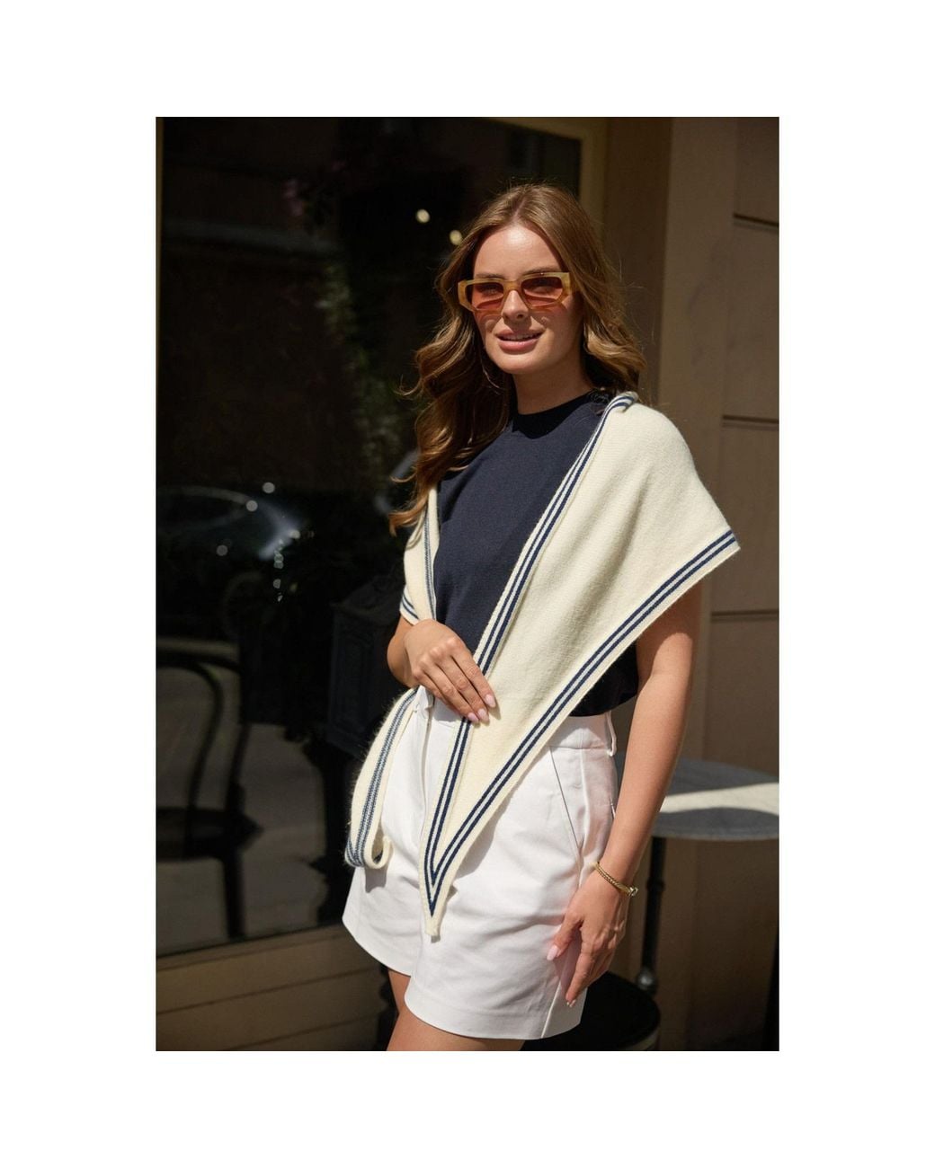 Saachi Green Solid Triangle Ivory Scarf