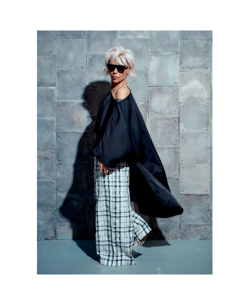 Clothes by Locker Room Black Off-The-Shoulder Maxi Tunic