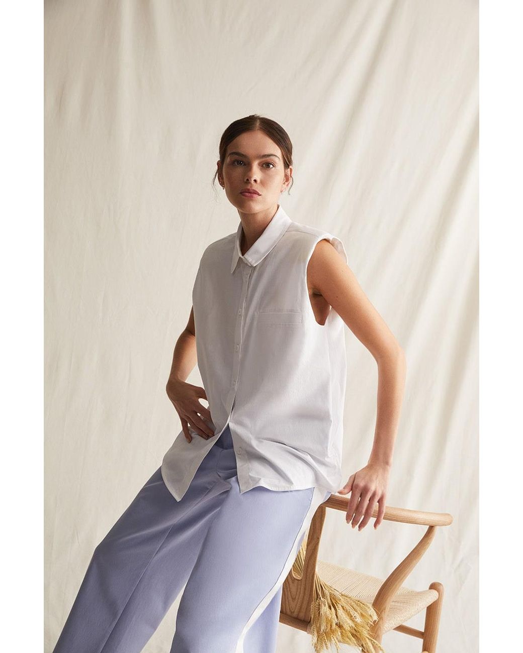 Hay Life White Sleeveless Shirt