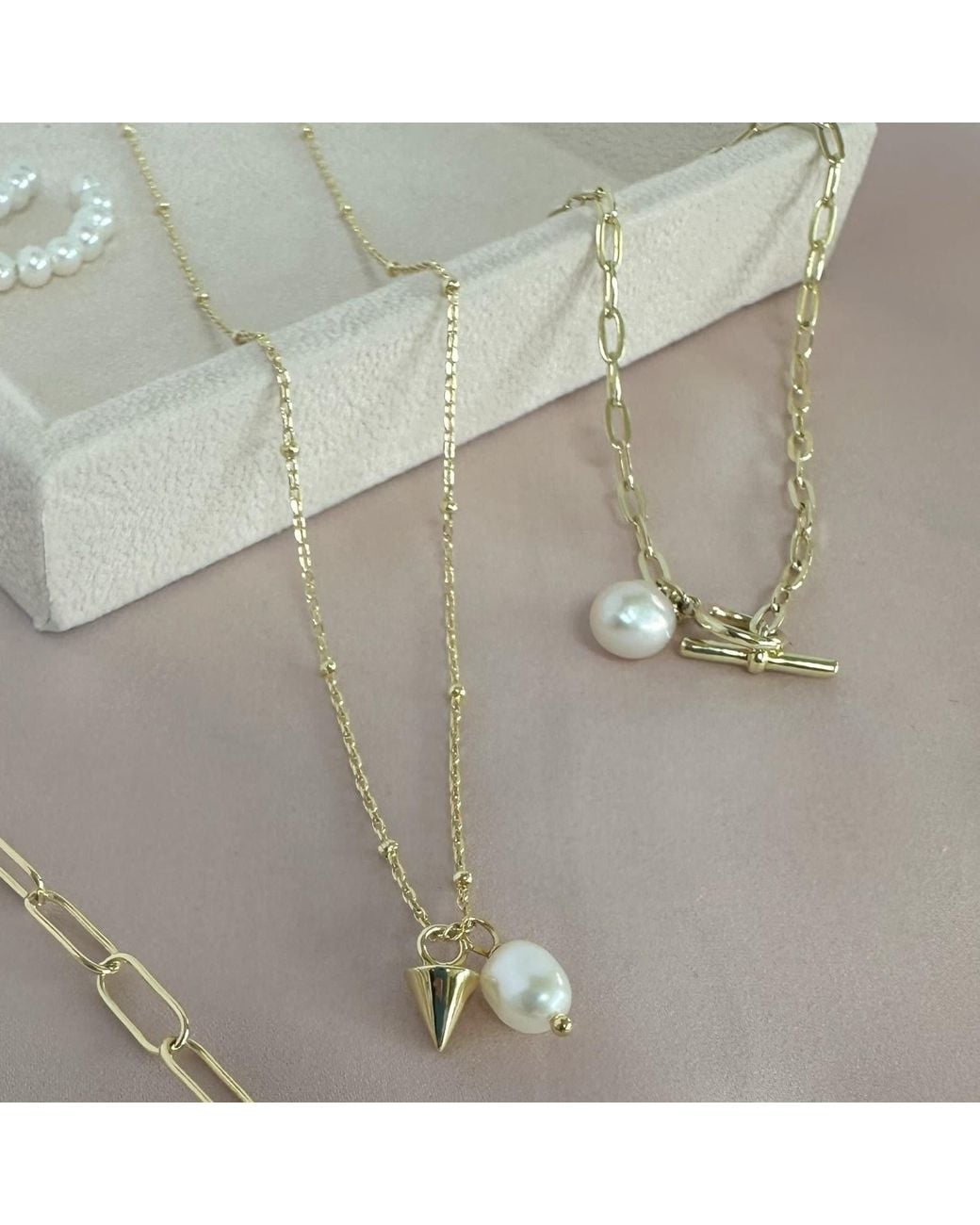 Clemence Wren Metallic T-Bar Paperclip Freshwater Pearl Necklace