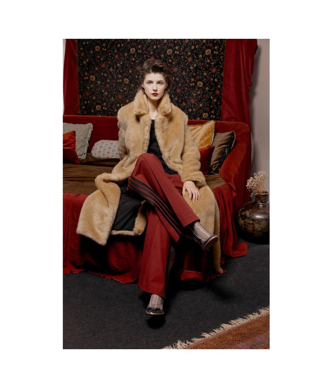 Julia Allert Metallic Neutrals Demi-Season Solid Faux Fur Coat Warm