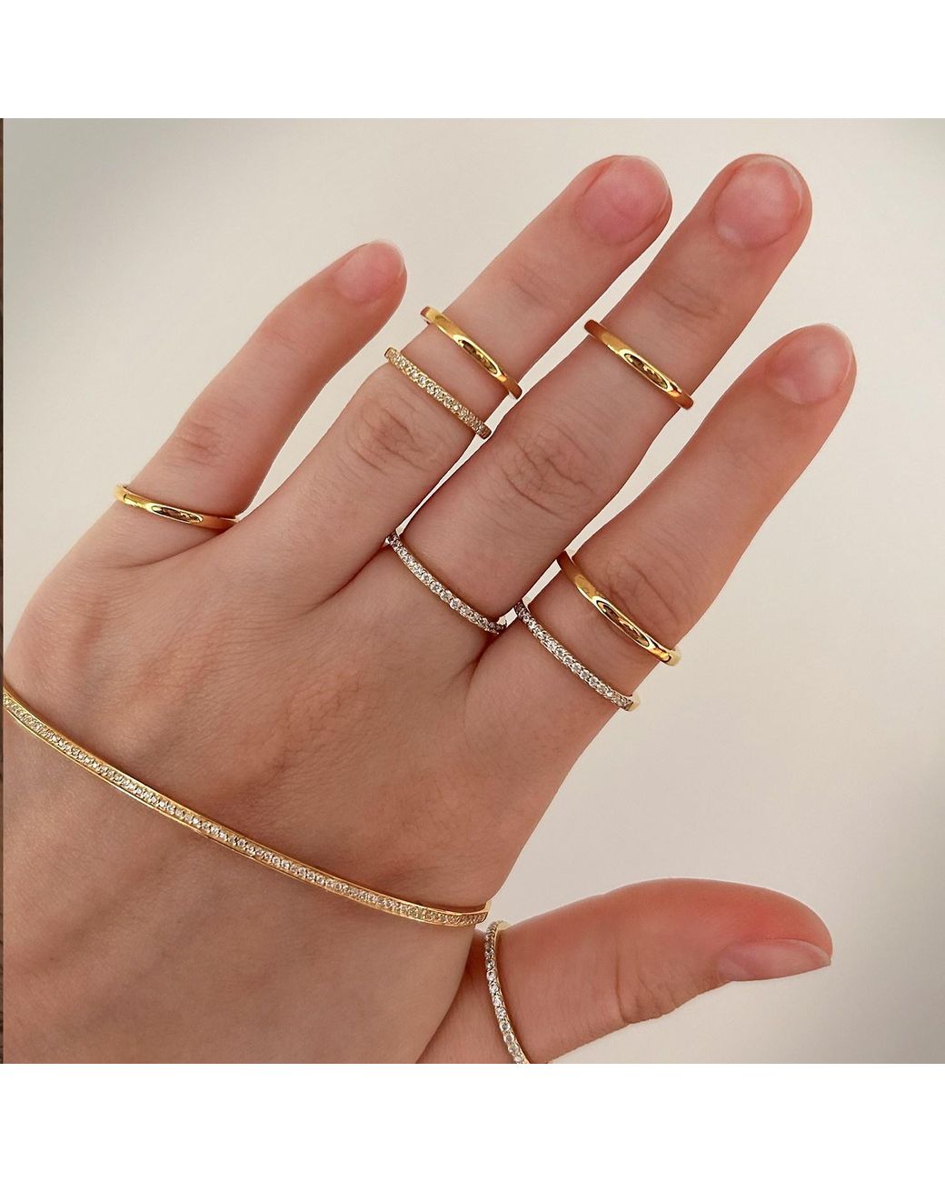 SALLY SKOUFIS Metallic Rythm Ring With Made Cz Diamond Stimulant