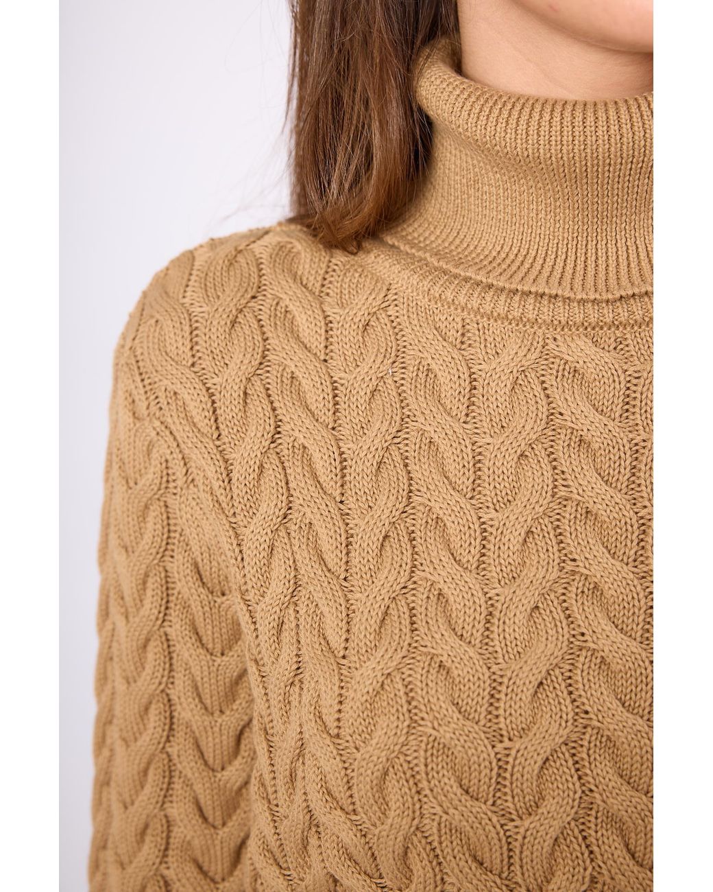 Peraluna White Scarlett Cable Knit Crop Jumper