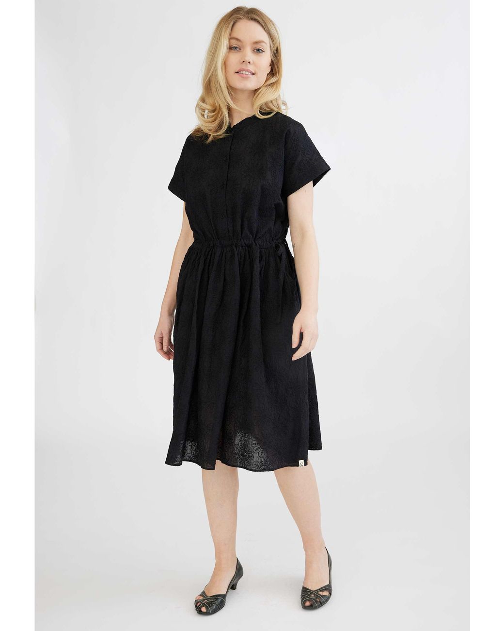 GROBUND Black Vigga Dress