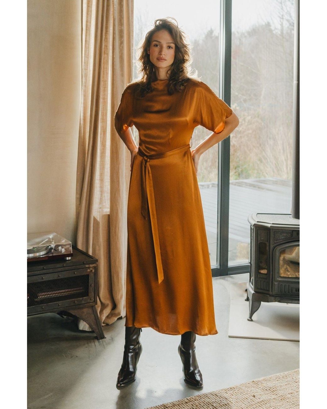 Traffic People Brown Smooth Operator Rust Short Sleeve Tie Waist Edith Maxi Dress