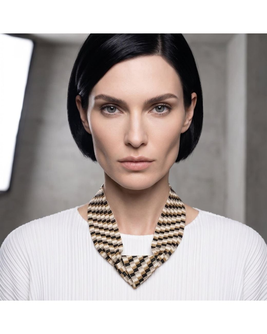 Iliana Arrazola Metallic Minimalist Deconstructed Necklace, And, Glass Beads, Beaded Jewelry